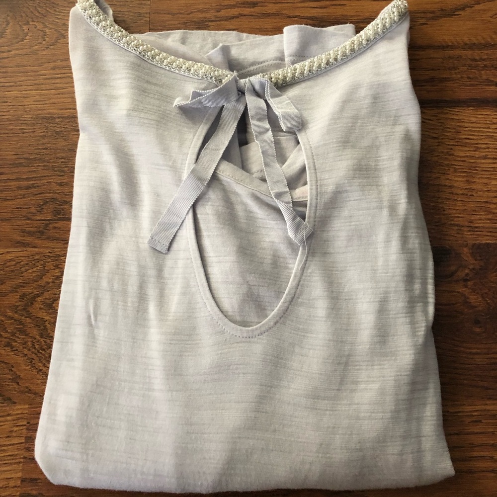 Lilac tee with keyhole back